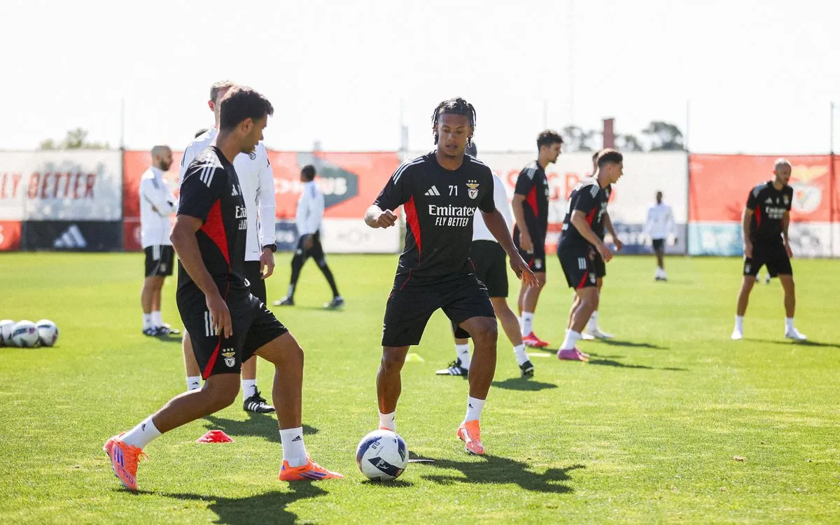 底特律活塞发布备战花絮，转会期调整名单，葡超任务艰巨，训练强度明显提升(底特律变人备用零件攻略)-九游比分入口